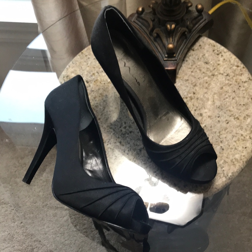 Evening shoes